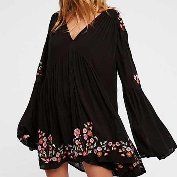 FREE PEOPLE TE AMO BLACK MINI DRESS - Picture 2 of 7